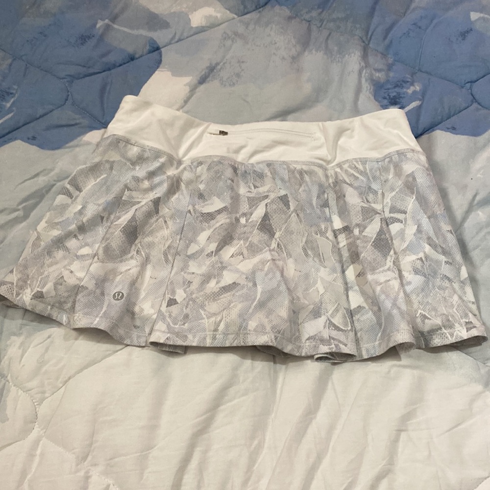 Lululemon skirt - Picture 4 of 6